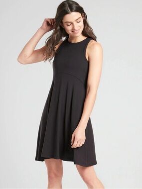 Athleta Santorini Thera Dress in black